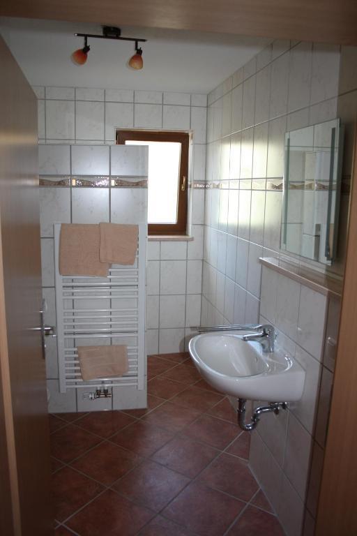 Landgasthof Haagen Schwabhausen bei Dachau الغرفة الصورة